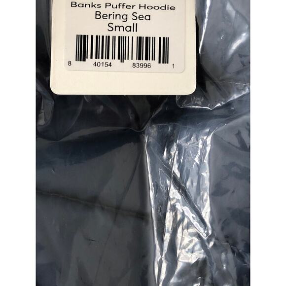 Marine Layer Banks Jacket Hooded Quilted Down Fill Puffer Bering Sea Blue NWT S - Picture 8 of 8